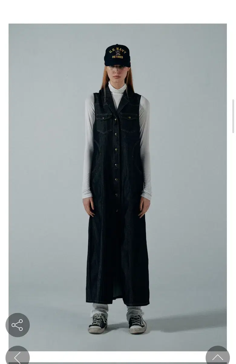【SCULPTOR】Maxi Sleeveless Denim Coat Indigo Blue il_1080xN.6194700013_9c2u.jpg